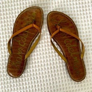 Used Sam Edelman leather flip flops